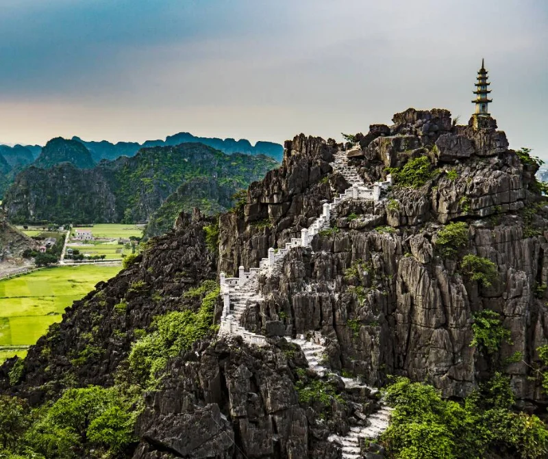 Ninh Binh Day Tour (Hoa Lu-Tam Coc-Hang Mua) tour ninh binh 1 day